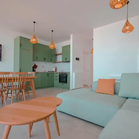 Escape By Form 3 Apartment